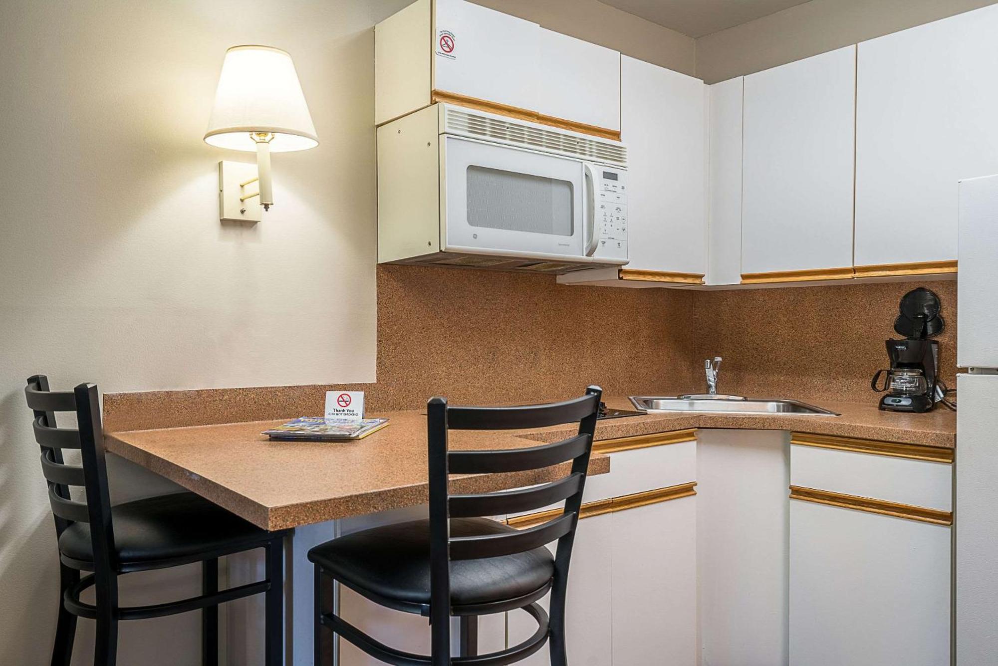 Suburban Studios Of Wilmington Dış mekan fotoğraf