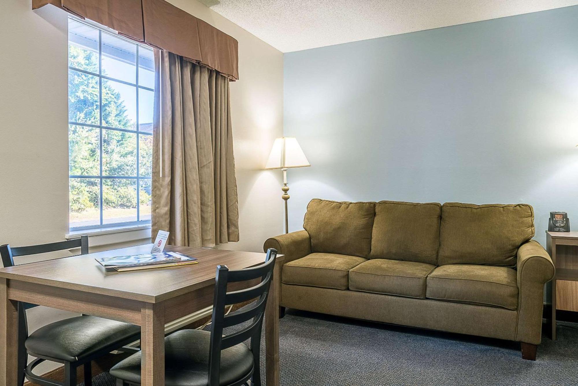 Suburban Studios Of Wilmington Dış mekan fotoğraf