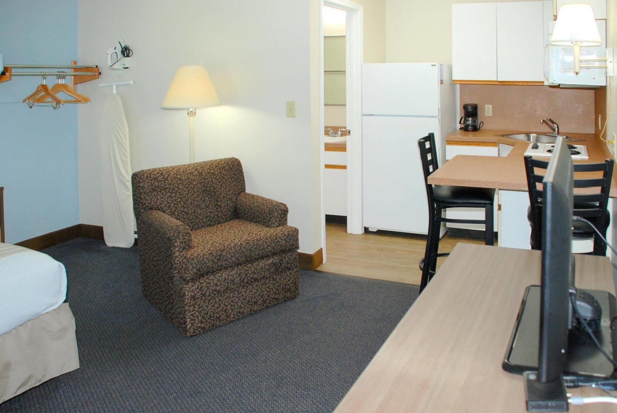 Suburban Studios Of Wilmington Dış mekan fotoğraf